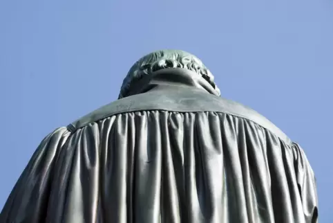 Luther auf seinem Denkmal in Worms. 