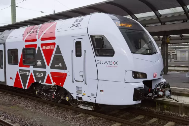 Mit den Süwex-Triebwagen der Baureihe 429 ist das Bahnangebot in der Pfalz attraktiver geworden. Es passiert aber immer wieder, 