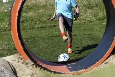 Ist Fußballgolf Sport? Hier bei der Weltmeisterschaft 2016 (im Bild Daniel Schmitt) sieht es zumindest so aus.