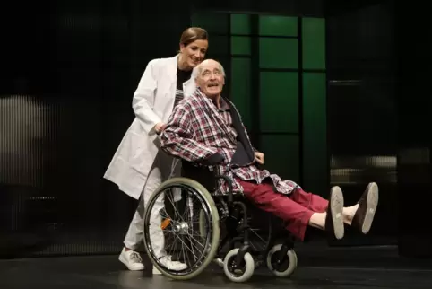 Die Aufführung des Theaterstücks „Vater“ wurde coronabedingt abgesagt. 
