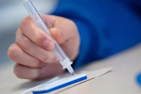 Vor der Sitzung zum Schnelltest: Darum bittet die Stadt Teilnehmer des gemeinsamen Treffens von Stadtrat und Krankenhausausschus
