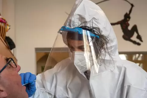 Das Land hat die Schulen bereits mit rund sechs Millionen Testkits beliefert.
