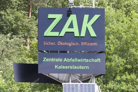 Gerade rund um Ostern wird sehr viel Müll entsorgt, berichtet ZAK-Vorstand Jan Deubig. 