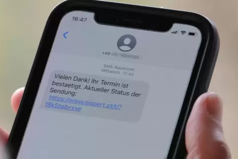 Wer eine solche SMS erhält, sollte auf keinen Fall den enthaltenen Link anklicken. 