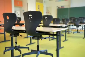 In der Pfalz mussten Schulen in Speyer, Frankenthal, Ludwigshafen, Pirmasens und im Donnersbergkreis auf Fernunterricht umstelle In der Pfalz mussten Schulen in Speyer, Frankenthal, Ludwigshafen, Pirmasens und im Donnersbergkreis auf Fernunterricht umstelle