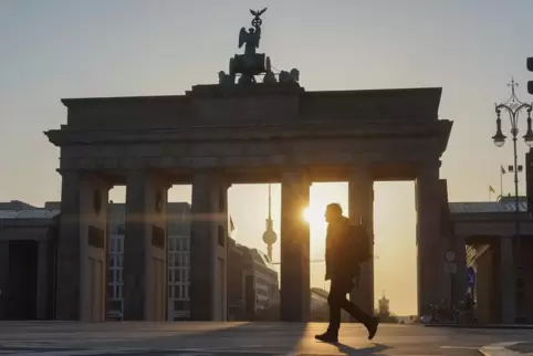 Berlin, hier das Brandenburger Tor, gehört zu den Lieblingszielen der Amerikaner in Europa.