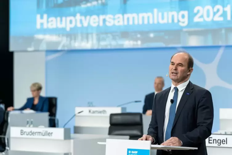 Die Rede des Vorstandsvorsitzenden Martin Brudermüller wurde öffentlich ins Internet übertragen.