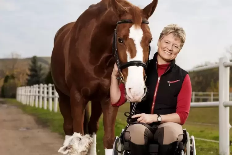 Hanne Brenner mit ihrem Pferd Women of the World.