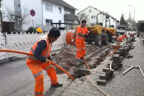Die Glasfaser-Baustelle in Erlenbach. Auch in Kandel soll es bald losgehen. 