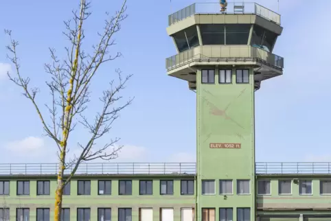 Vor dem früheren Tower im Gewerbepark Sembach betreibt der ASB ab 1. Mai eine Drive-in-Teststation. 