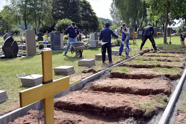 Eine Firma aus Kaiserslautern soll ein Konzept für den Friedhof erstellen. Das Foto aus dem Jahr 2014 entstand, als Bechhofer Ra