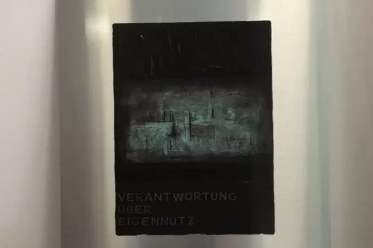 Die K&uuml;nstlerin zeigt f&uuml;nf Arbeiten (hier Nummer 2) aus ihrer Serie &bdquo;Der achte Tag&ldquo;. 