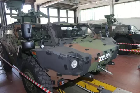 In Schwarzerden werden Militärfahrzeuge der Bundeswehr und auch der US-Streitkräfte gewartet und repariert. Dieses Foto zeigt ei