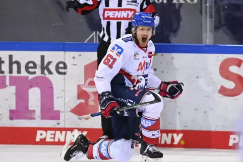 War 2019 Meister mit den Adlern, verlässt den Klub nun nach drei Jahren: Tommi Huhtala. 