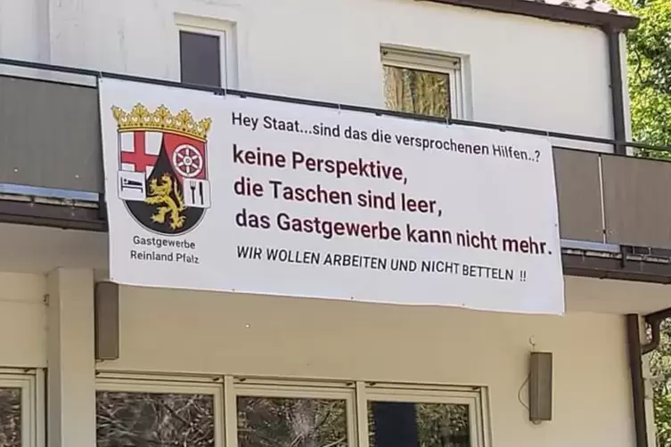Naturfreundehaus-Wirt Peter Bolze ist der Initiator der Facebookgruppe Gastgewerbe, die die Luftballonaktion verabredete. 