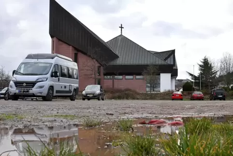 Ein Stück als Parkplatz? Vielleicht auch ein Hotel an dieser Stelle? Übers Oberstnest wird in Wachenheim öfter mal diskutiert. 