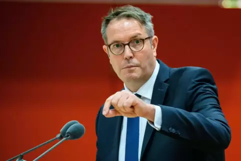 Der Pfälzer Alexander Schweitzer wurde mit 89 Prozent zum stellvertretenden Landesvorsitzenden gewählt. 