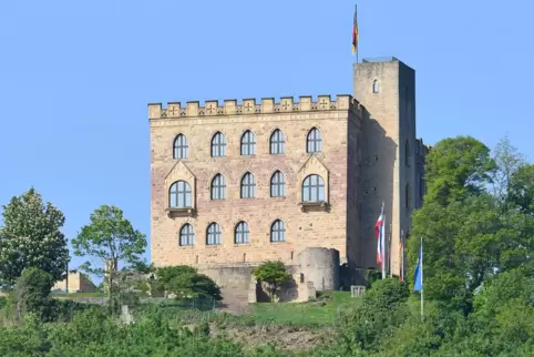 Ort der deutschen Demokratie-Geschichte: das Hambacher Schloss. 