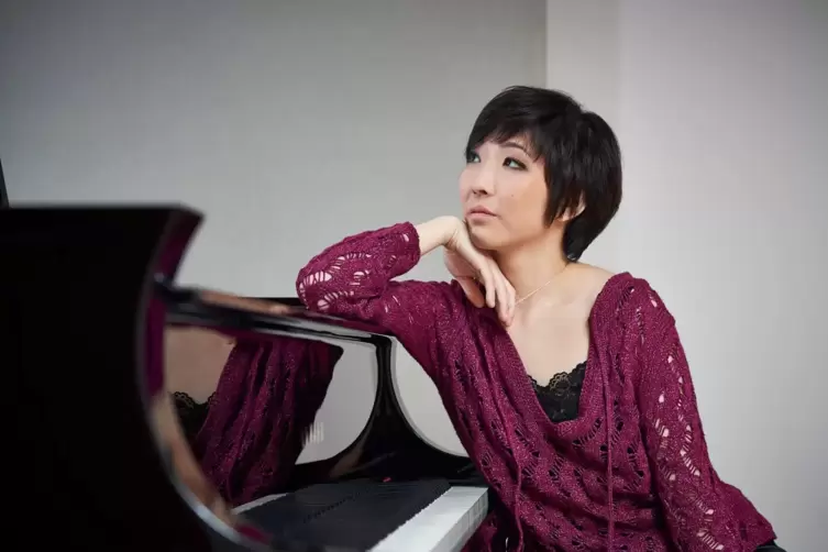 Soll wieder nach Grünstadt kommen: die Pianistin Clair Huangci. 
