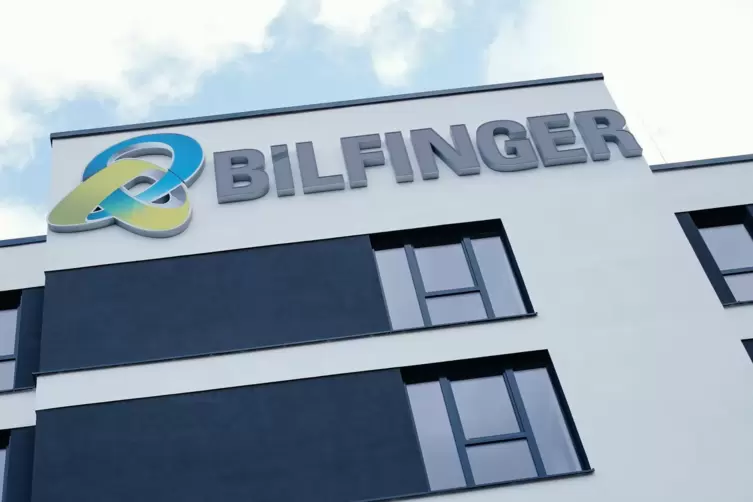 Bilfinger hatte im ersten Quartal 2021 28.775 Mitarbeiter, ein Jahr zuvor waren es 33.091. 