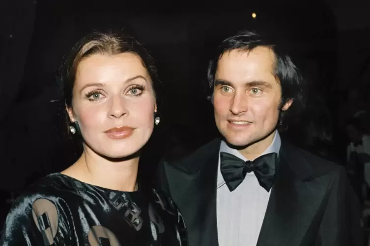 Senta Berger 1974 mit ihrem Mann Michael Verhoeven. 
