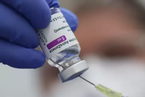 Steht jetzt in großer Menge zur Verfügung: Impfstoff von Astrazeneca.