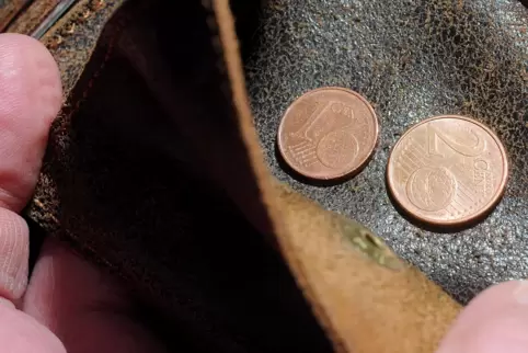 Viele Vereine haben wegen Corona leere Kassen. Die Spenden der Geldinstitute sollen helfen. 