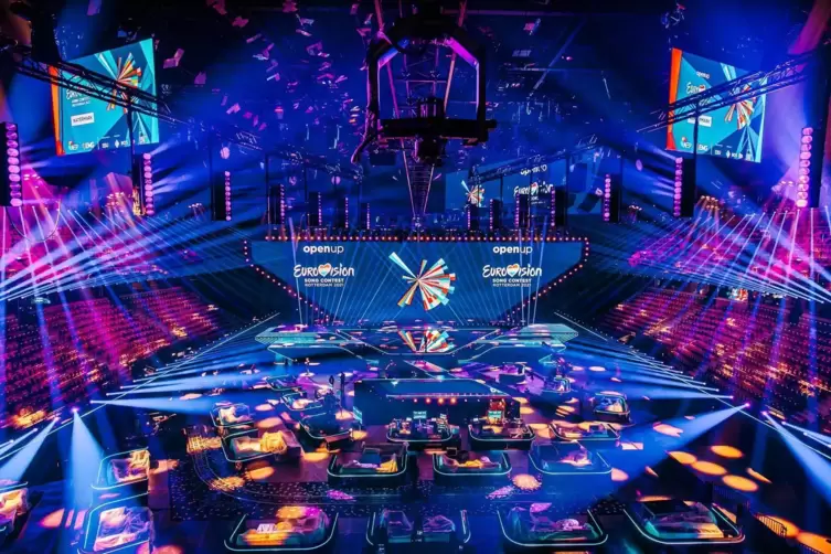Licht & Laser an: Die Bühne ist gerichtet für die Stars des Eurovision Song Contest in Rotterdam.