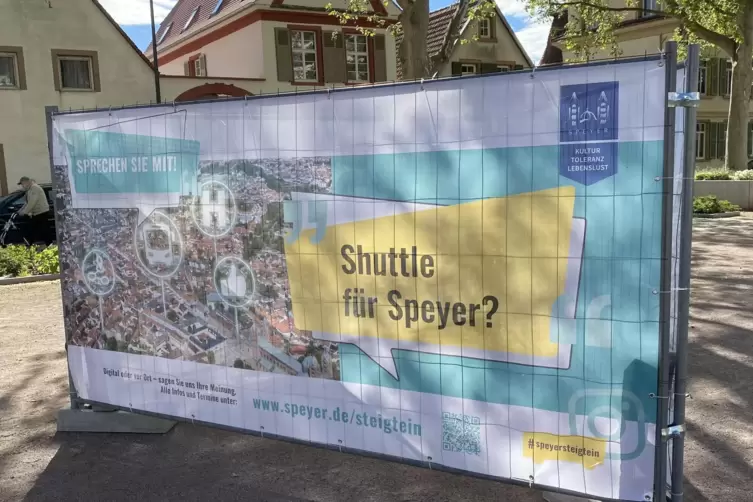 &Ouml;ffentlicher Nahverkehr: gro&szlig;e Hinweise auf B&uuml;rgerbeteiligung.