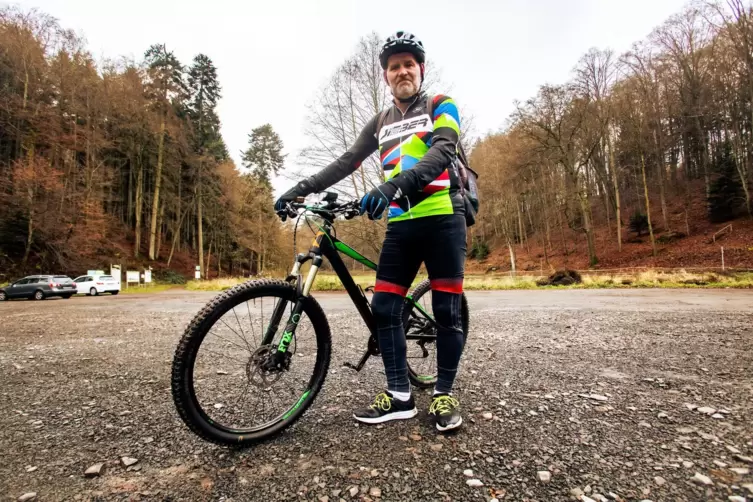 Jürgen Fitzner war erfolgreichster Stadtradler 2020. Bis zu 9000 Kilometer fährt er jährlich mit dem Rad.