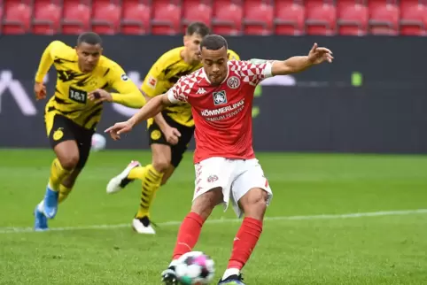 Gefeiert: Robin Quaison. 