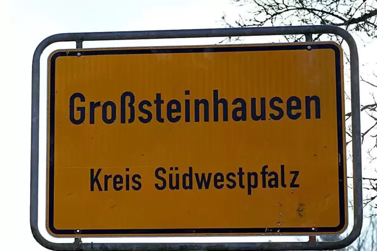 Großsteinhausen plant ein Neubaugebiet. 