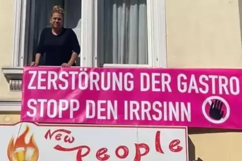 Verärgert: Wirtin Adriana Jombik. 
