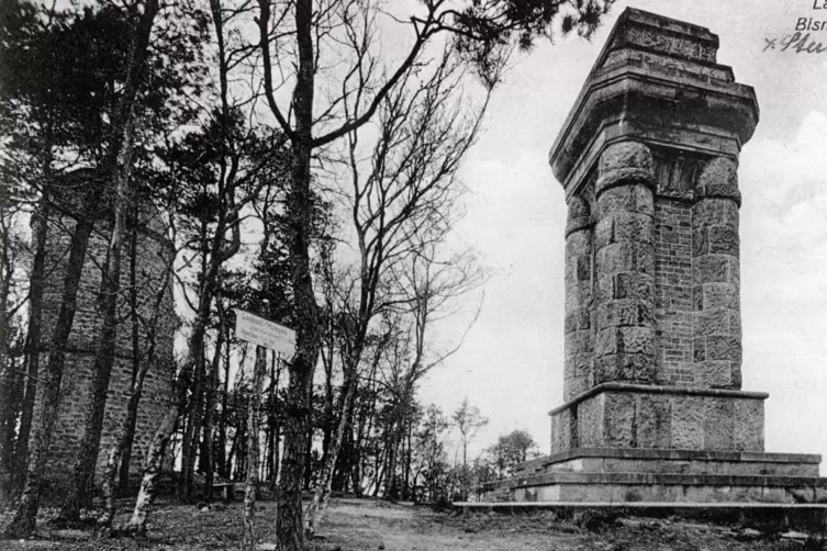 Bismarckturm und Sternwarte werden ebenfalls vorgestellt. 