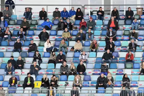 Am Samstag wieder möglich: Zuschauer bei einem Heimspiel des FK Pirmasens.