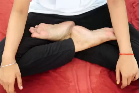 Yoga für Kinder ist einer der Workshops, die am letzten Mai-Wochenende im neuen Zirkus-Zentrum in Rockenhausen angeboten werden Yoga für Kinder ist einer der Workshops, die am letzten Mai-Wochenende im neuen Zirkus-Zentrum in Rockenhausen angeboten werden