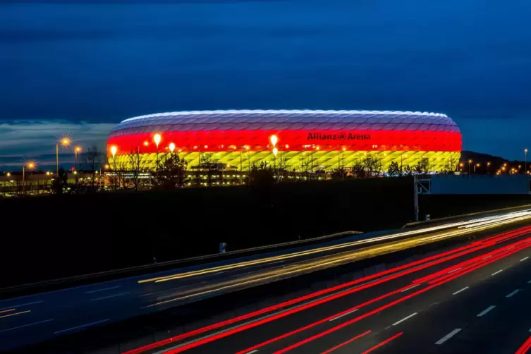 Blickfang: In der Münchner Allianz-Arena bestreitet die deutsche Fußball-Nationalmannschaft ihre EM-Vorrundenspiele. Ob es mehr 