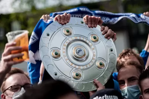 Der VfL Bochum ist in die 1. Bundesliga aufgestiegen und Meister in der Zweiten Liga geworden.