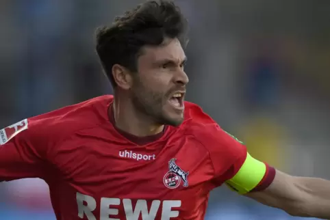 Jubelt nach dem ersten Tor für Köln in der dritten Spielminute: Jonas Hector. 