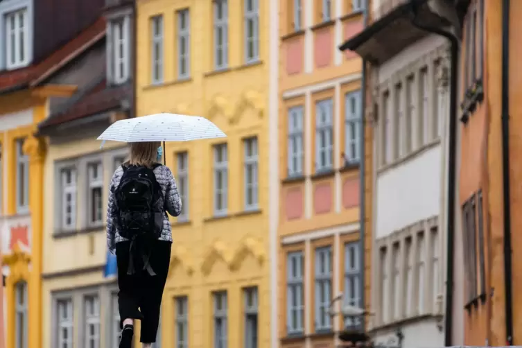 Über ein Portal wie Airbnb in der Innenstadt von Bamberg eine Ferienwohnung vermieten: Dem hat die Stadt vor zwei Jahren einen R