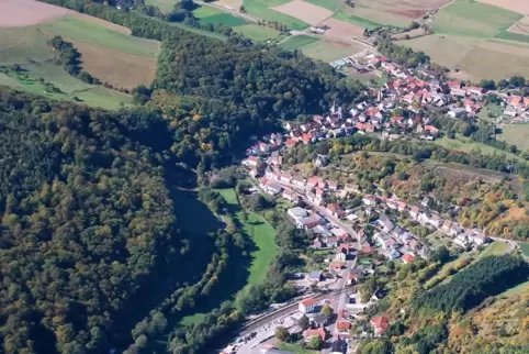 Der Wald soll in gemeindehand bleiben.