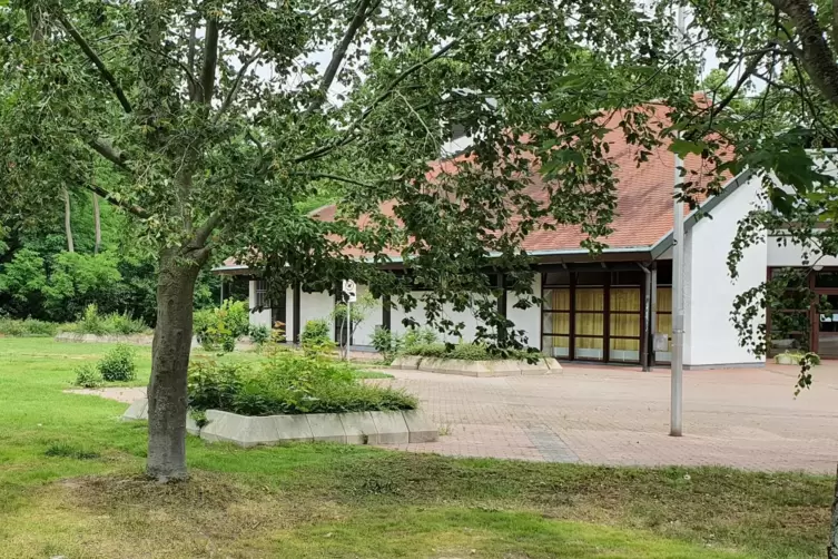 Im Dorfgemeinschaftshaus hat der Birkenheider Ortsbürgermeister sein Büro. 