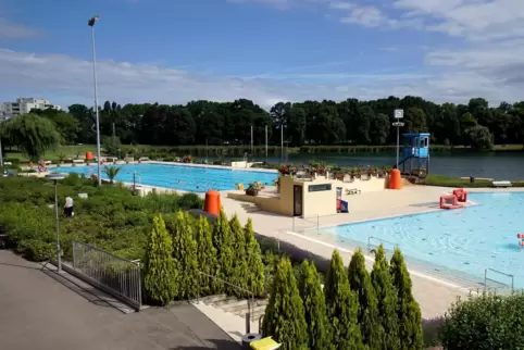 Es ist angerichtet: Das Strandbad hat in dieser Saison von 7 bis 20 Uhr durchgehend geöffnet. 