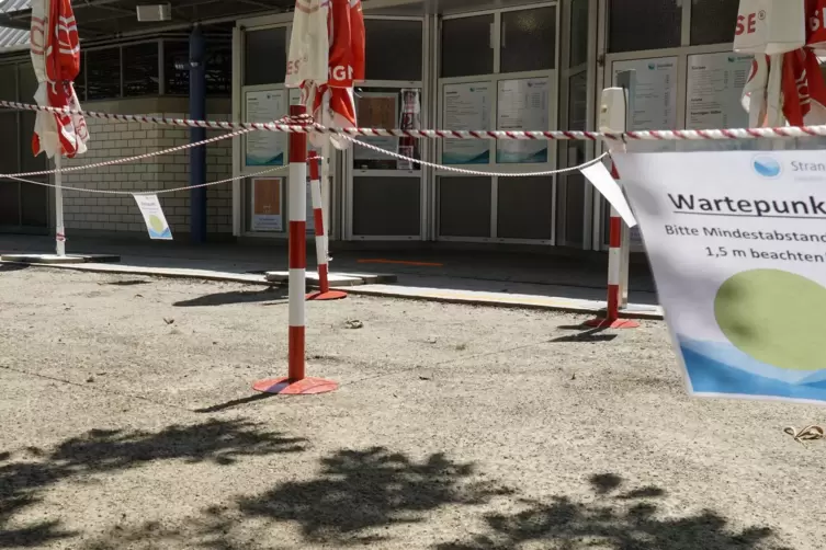Wenn sich Warteschlangen bilden &ndash; beispielsweise im Gastrobereich &ndash; gelten f&uuml;r Besucher die bekannten Hygieneregeln.