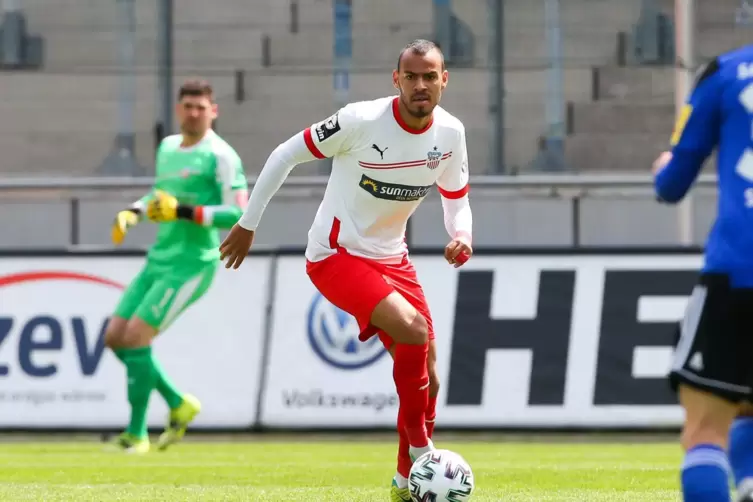 Steffen Nkansah beim 2:0-Sieg des FSV Zwickau am letzten Drittligaspieltag der zu Ende gegangenen Saison gegen den 1. FC Saarbrü