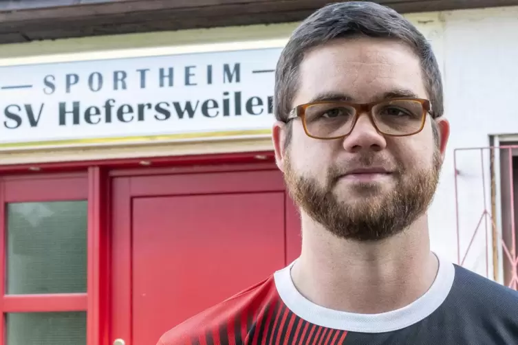Legt sich in vielerlei Hinsicht für „seinen“ SV Hefersweiler ins Zeug: Andreas Beyer. 