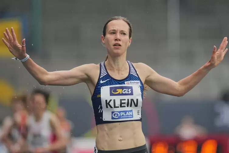 Titelverteidigerin über 1500 Meter: Hanna Klein. 