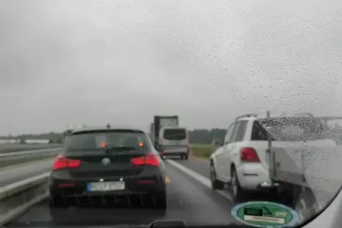 Stau im Berufsverkehr am Montagmorgen.
