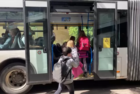 Ab Montag beginnt für alle wieder der Präsenzunterricht an der Schule. 