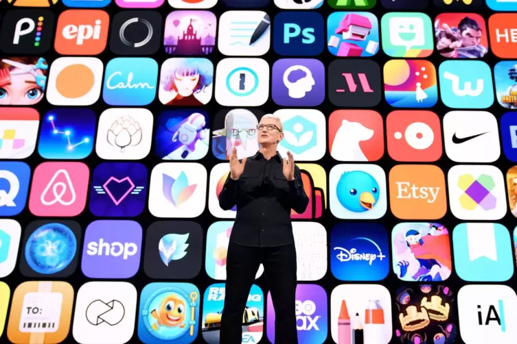  Apple-Chef Tim Cook bei der Eröffnung der Online-Entwicklerkonferenz in Cupertino in Kalifornien. 